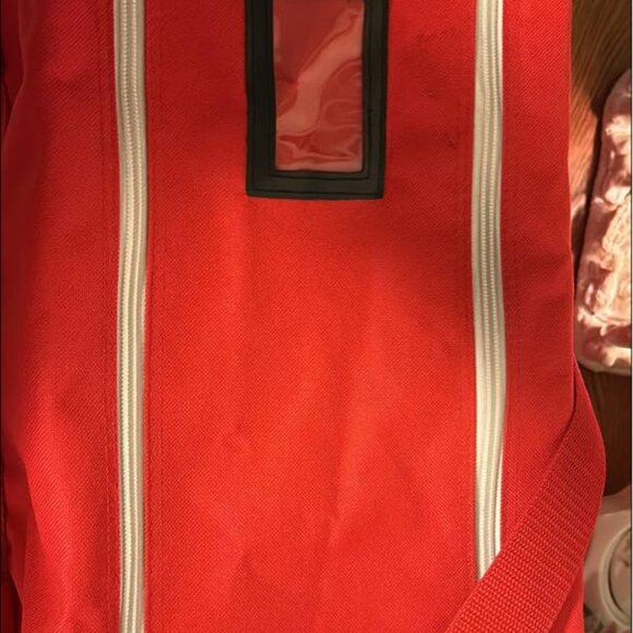 Covette Duffle Bag. like new - Picture 5 of 5